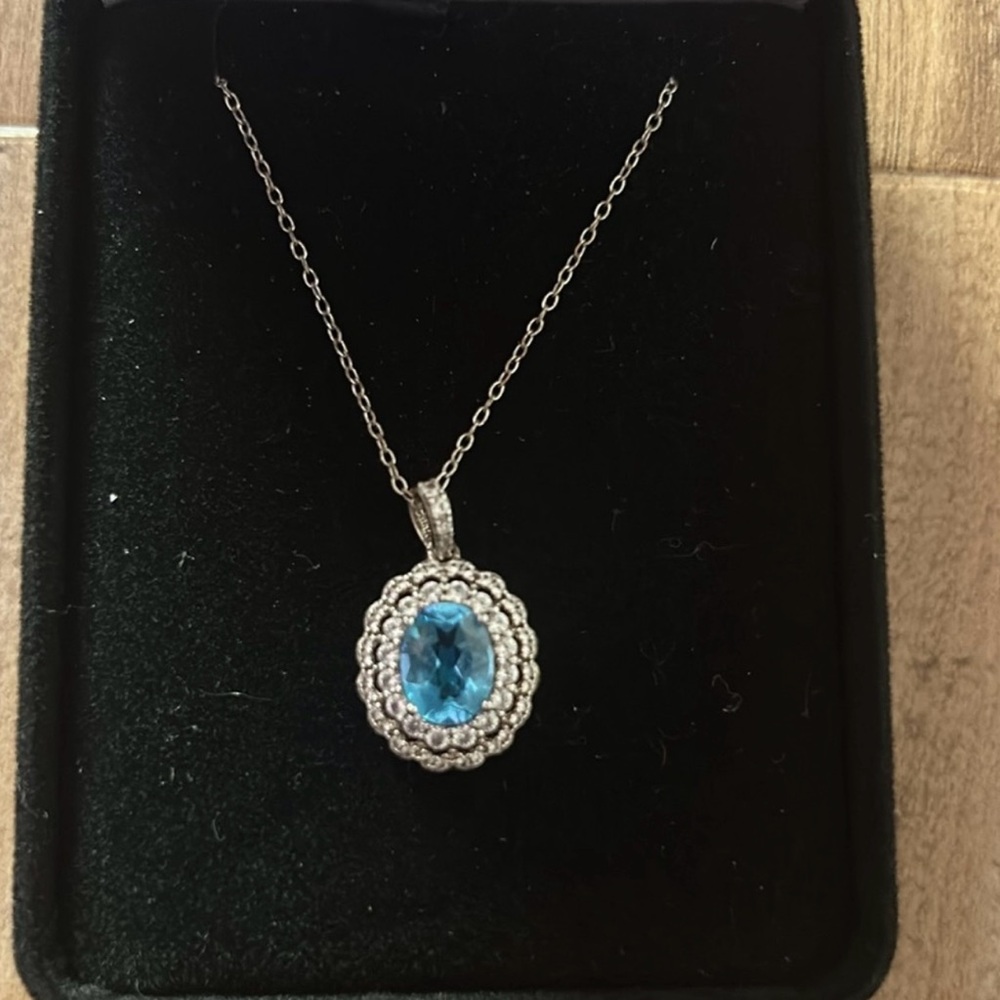 • Kay Jewelers Blue and Silver Jewelry Set - Picture 4 of 6